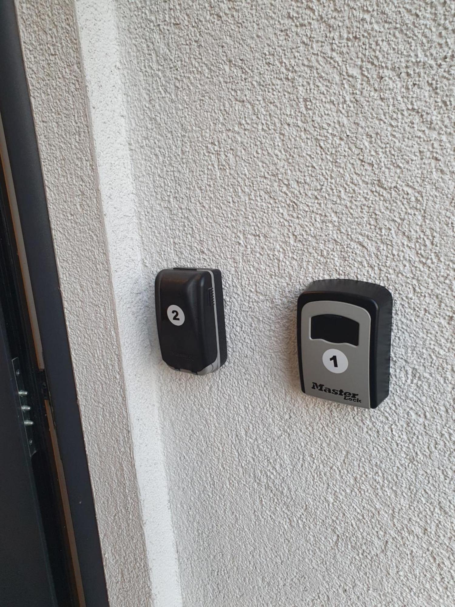 Zwei Schicke Apartments Mit Parkplatz Kolonia Zewnętrze zdjęcie